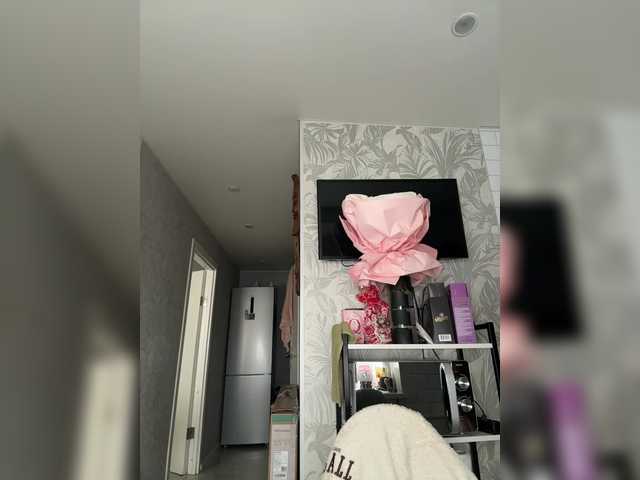 SweetyMia's BongaCams show and profile