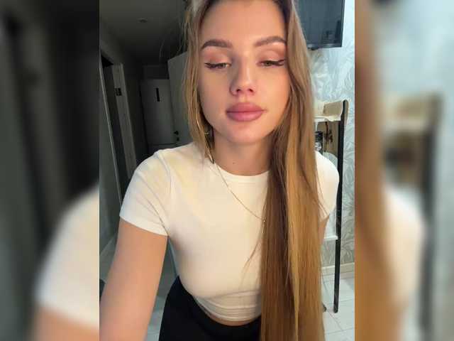 SweetyMia from BongaCams