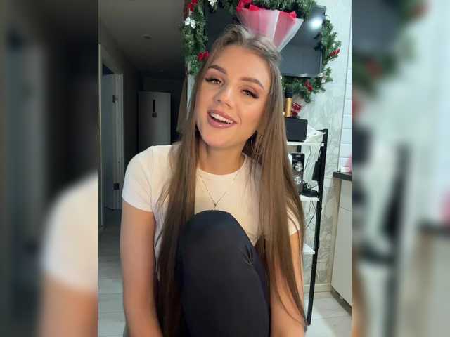 SweetyMia's BongaCams show and profile