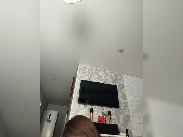 SweetyMia's BongaCams show and profile