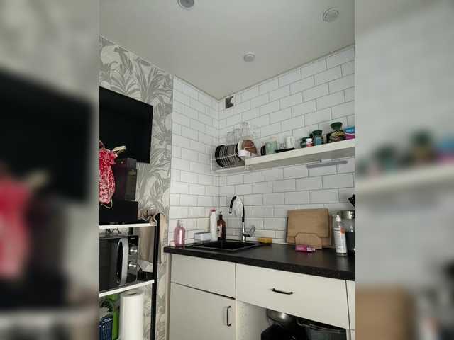 SweetyMia's BongaCams show and profile