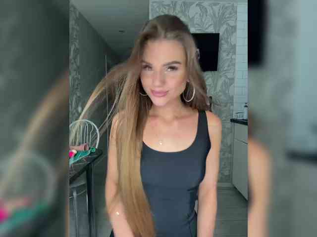 SweetyMia webcam