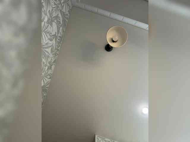 SweetyMia webcam