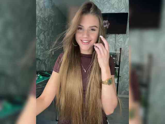SweetyMia webcam