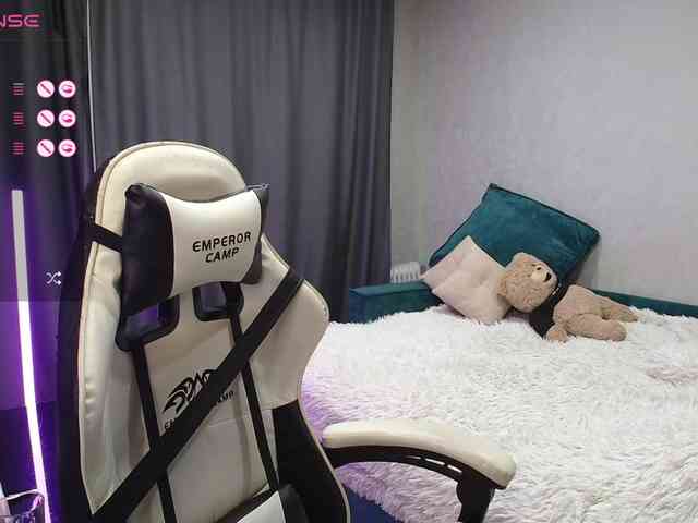 enter chatroom SweetyMia
