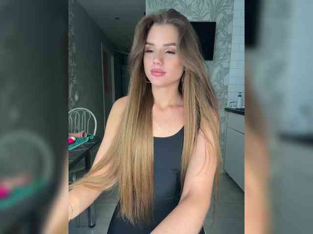 SweetyMia webcam