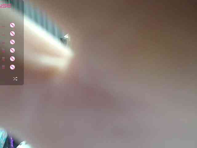 SweetyMia webcam