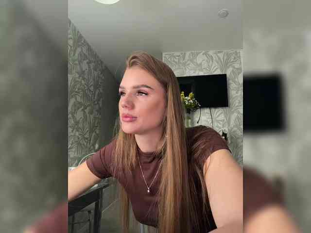 SweetyMia webcam