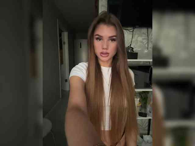 SweetyMia webcam