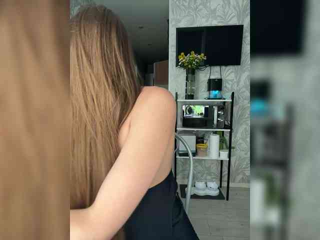 SweetyMia webcam