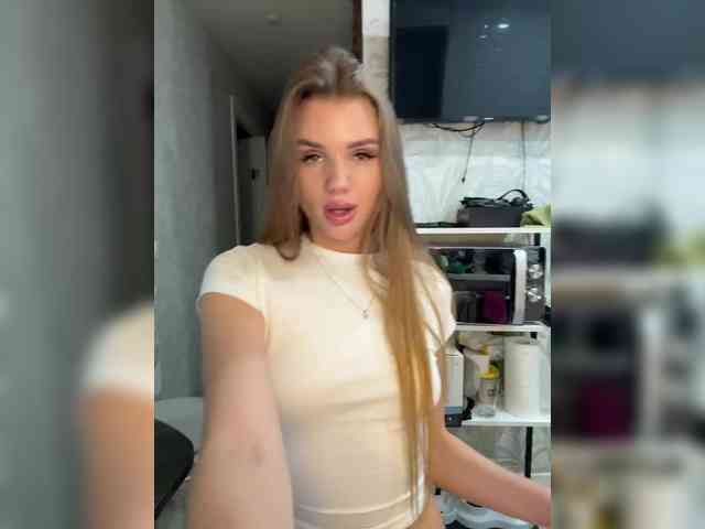 SweetyMia webcam