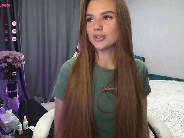 SweetyMia webcam