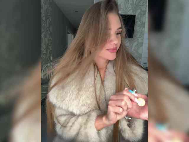 Модель: SweetyMia