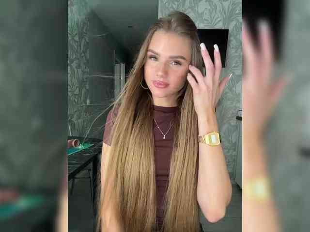 SweetyMia webcam