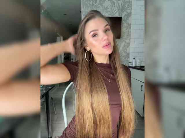 SweetyMia webcam