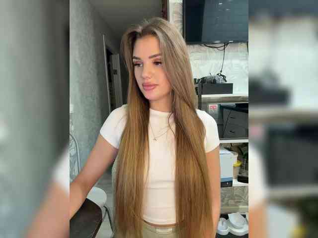 SweetyMia webcam