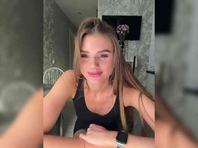 sex chatroom roleplay SweetyMia