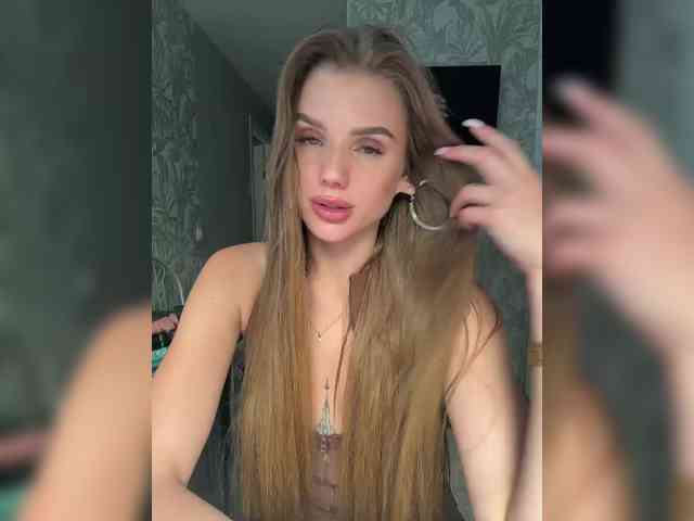 Модель: SweetyMia
