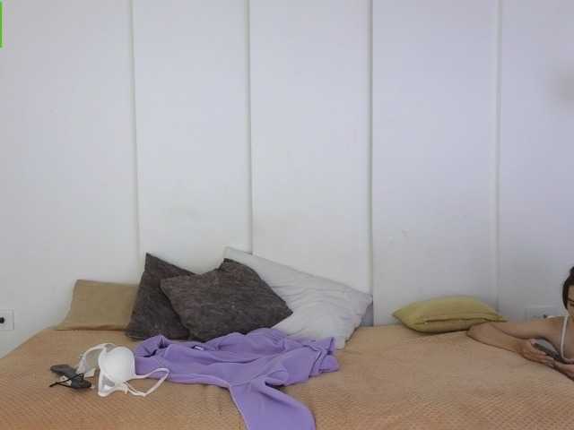 sexychanell-1's BongaCams show and profile