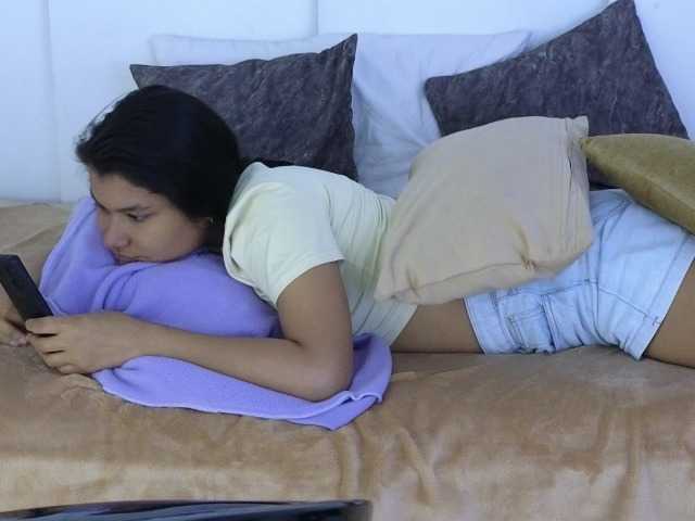 sexychanell-1's BongaCams show and profile