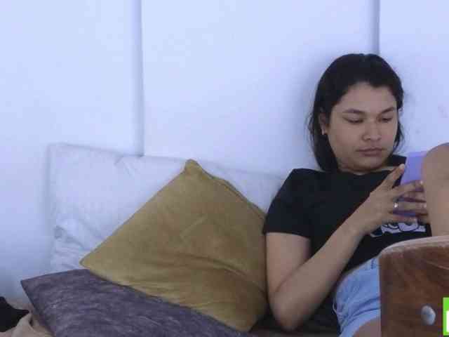 sexychanell-1 webcam