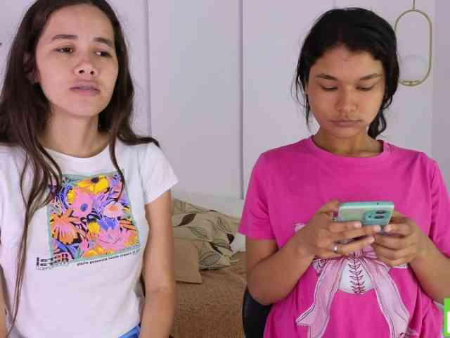 sexychanell-1 webcam