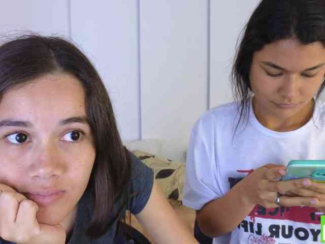 sexychanell-1 webcam