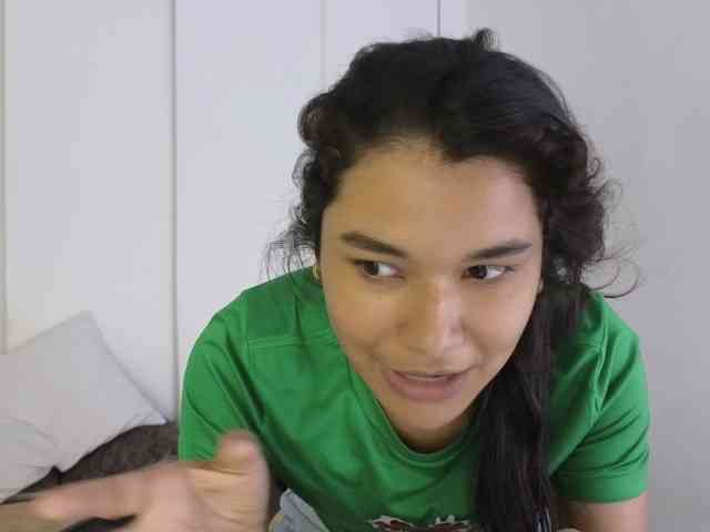 sexychanell-1 webcam