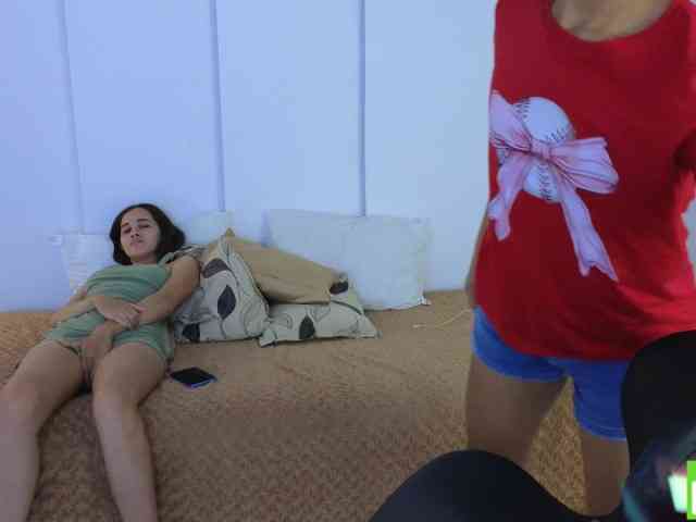 sexychanell-1 webcam