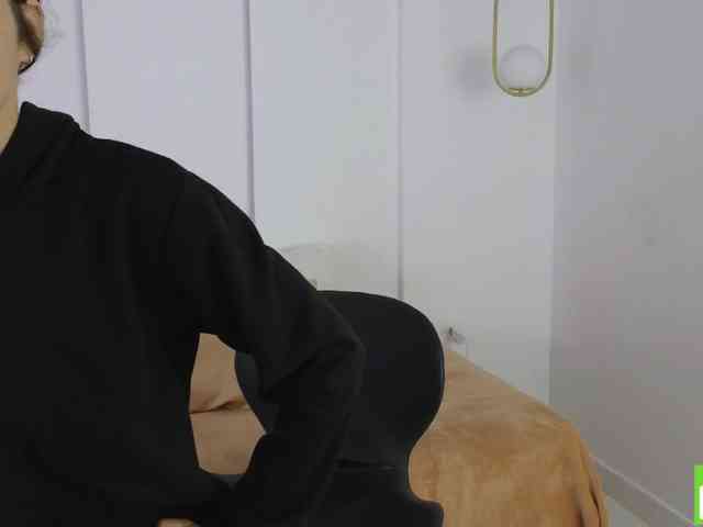 sexychanell-1 webcam