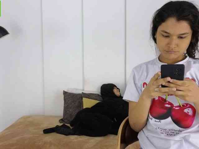 sexychanell-1 webcam