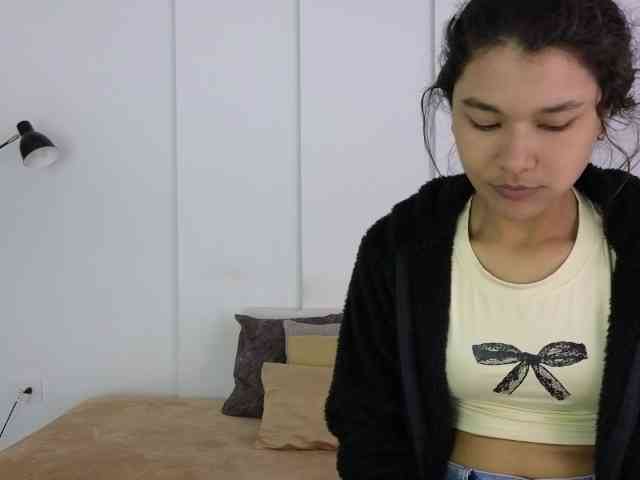 sexychanell-1 webcam