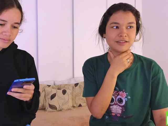 sexychanell-1 webcam