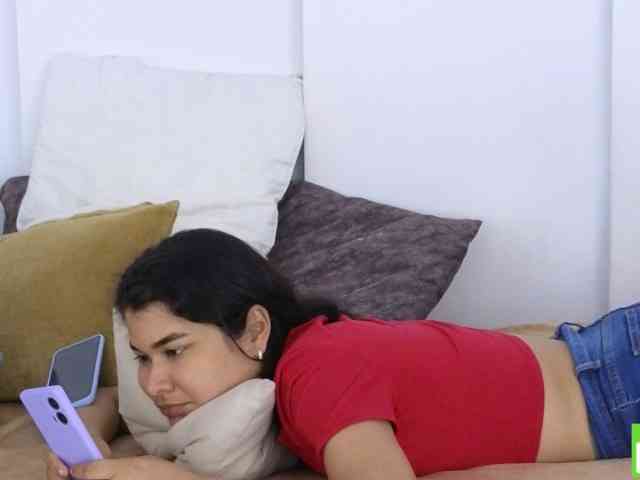 sexychanell-1 webcam