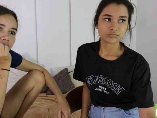 sexychanell-1 webcam