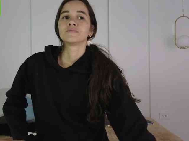 sexychanell-1 webcam