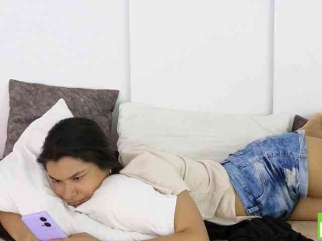 sexychanell-1 webcam