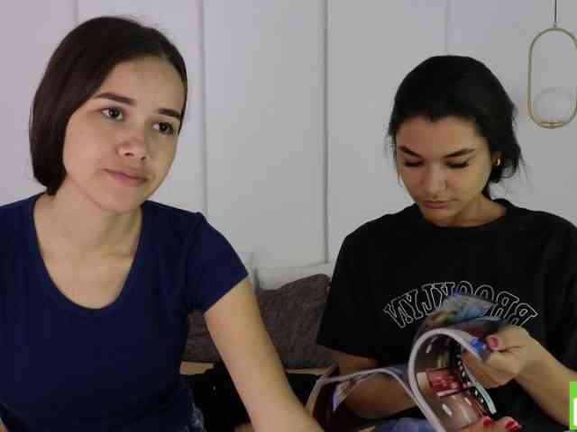 sexychanell-1 webcam