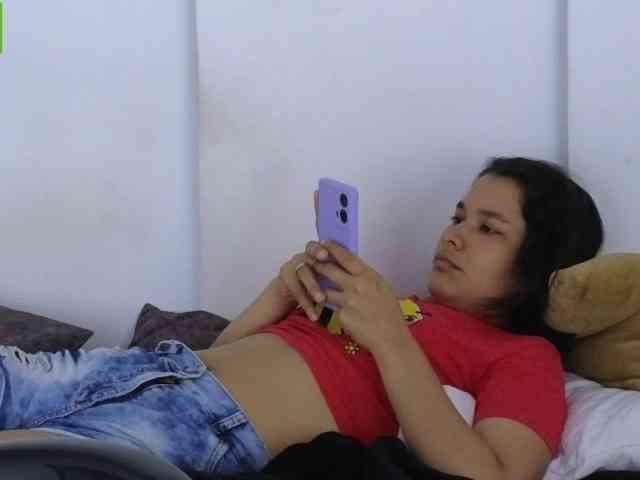 sexychanell-1 webcam