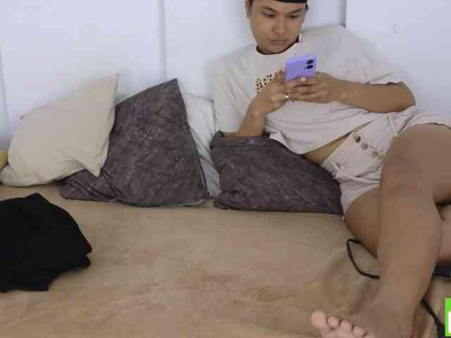 sexychanell-1 webcam