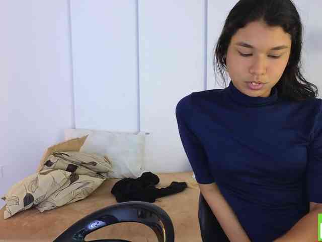 sexychanell-1 webcam