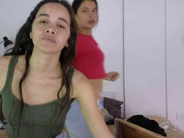 sexychanell-1 webcam