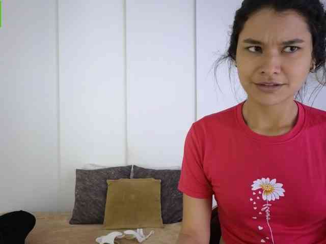 sexychanell-1 webcam