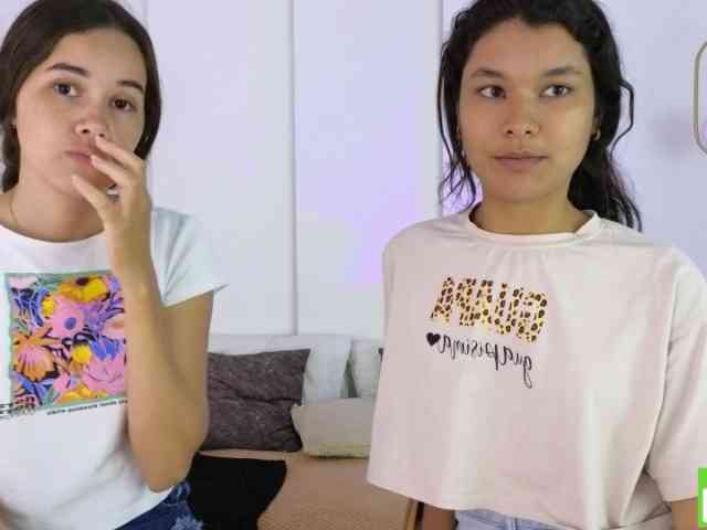 sexychanell-1 webcam