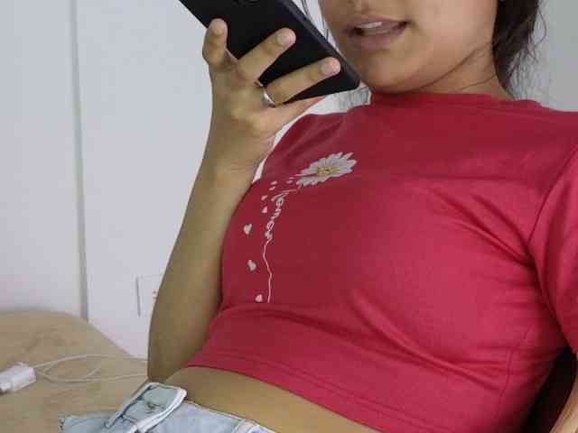 sexychanell-1 webcam