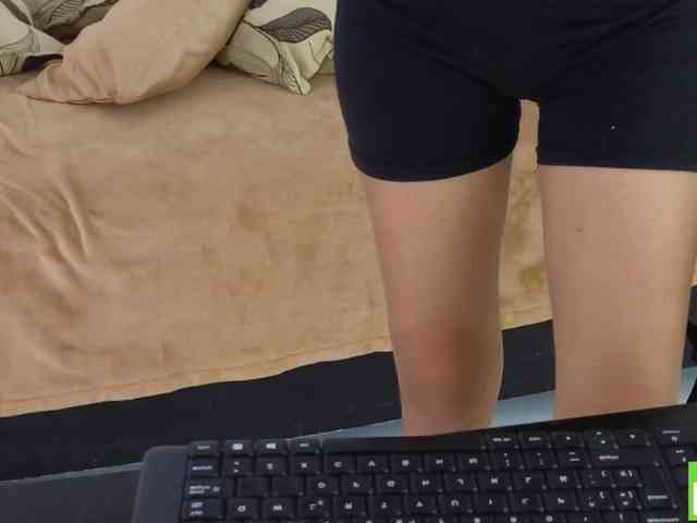 sexychanell-1 webcam