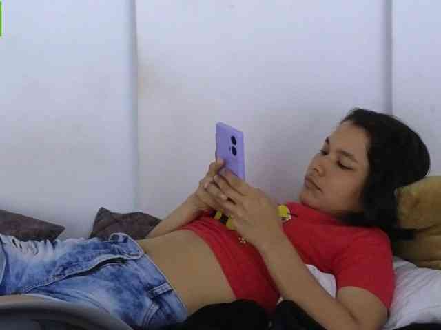 sexychanell-1 webcam