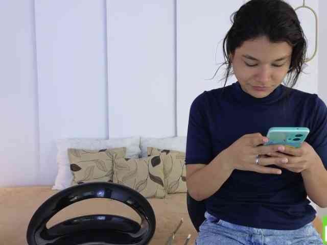 sexychanell-1 webcam