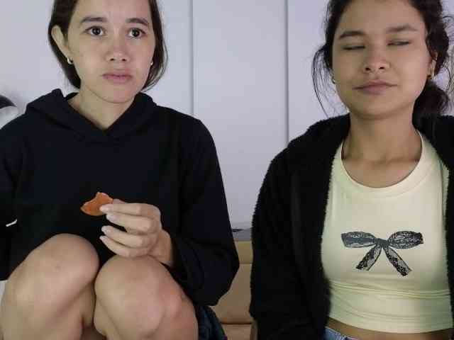 sexychanell-1 webcam