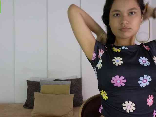 sexychanell-1 webcam